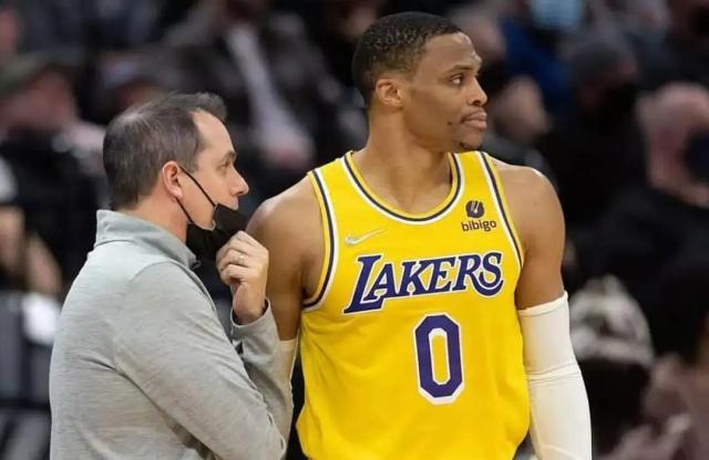 九游-【湖人出局观察②】沃格尔韦少走人？湖人未来怎么办？